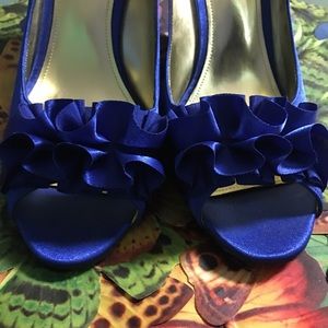 Nina Pertie Royal Blue Peep Toe Wedges Size 9.5 G2